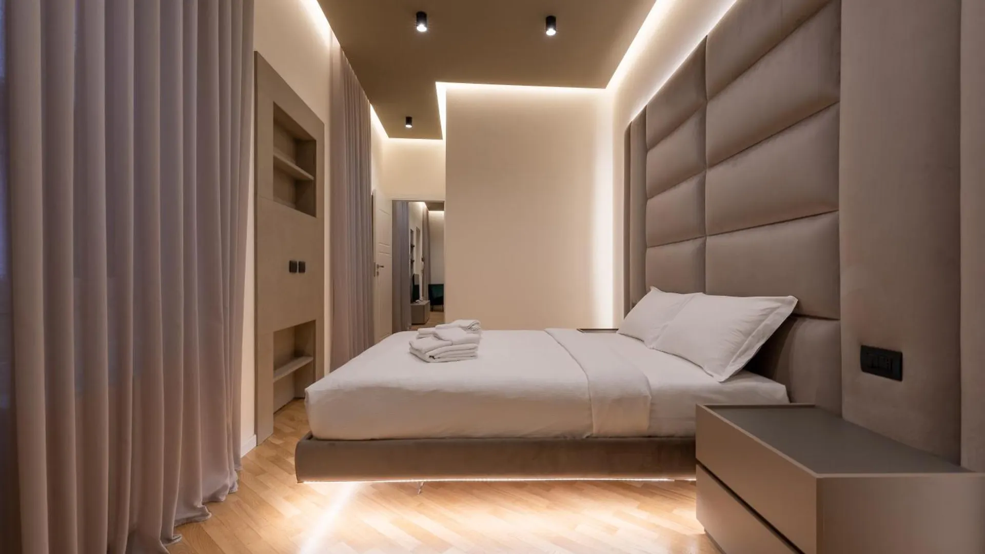 Moscova Superior Apartment Milan