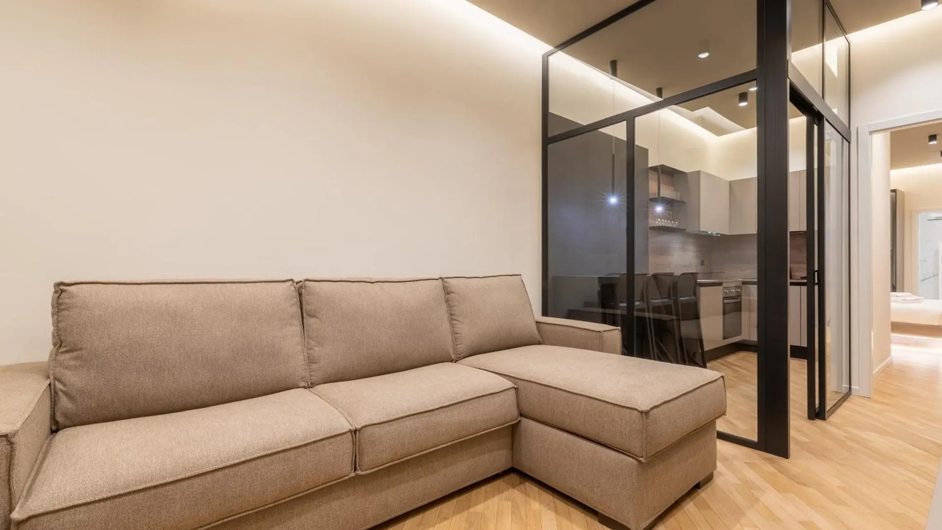 Moscova Superior Apartment Milan