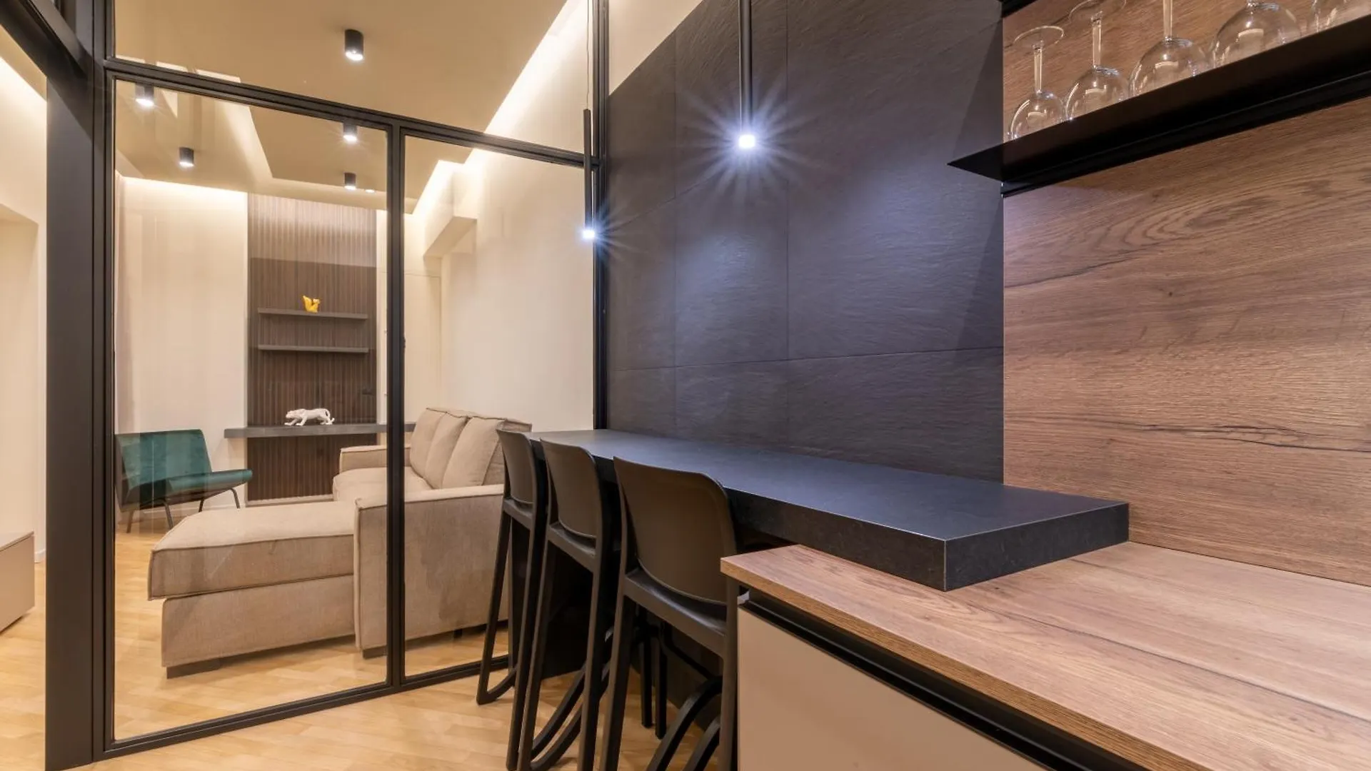 Moscova Superior Apartment Milan Italy