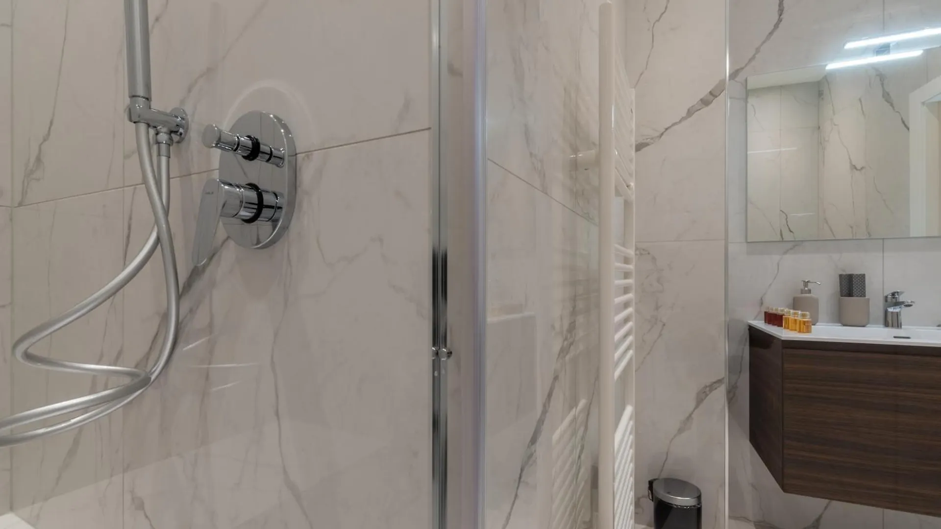 Moscova Superior Apartment Milan 0*,