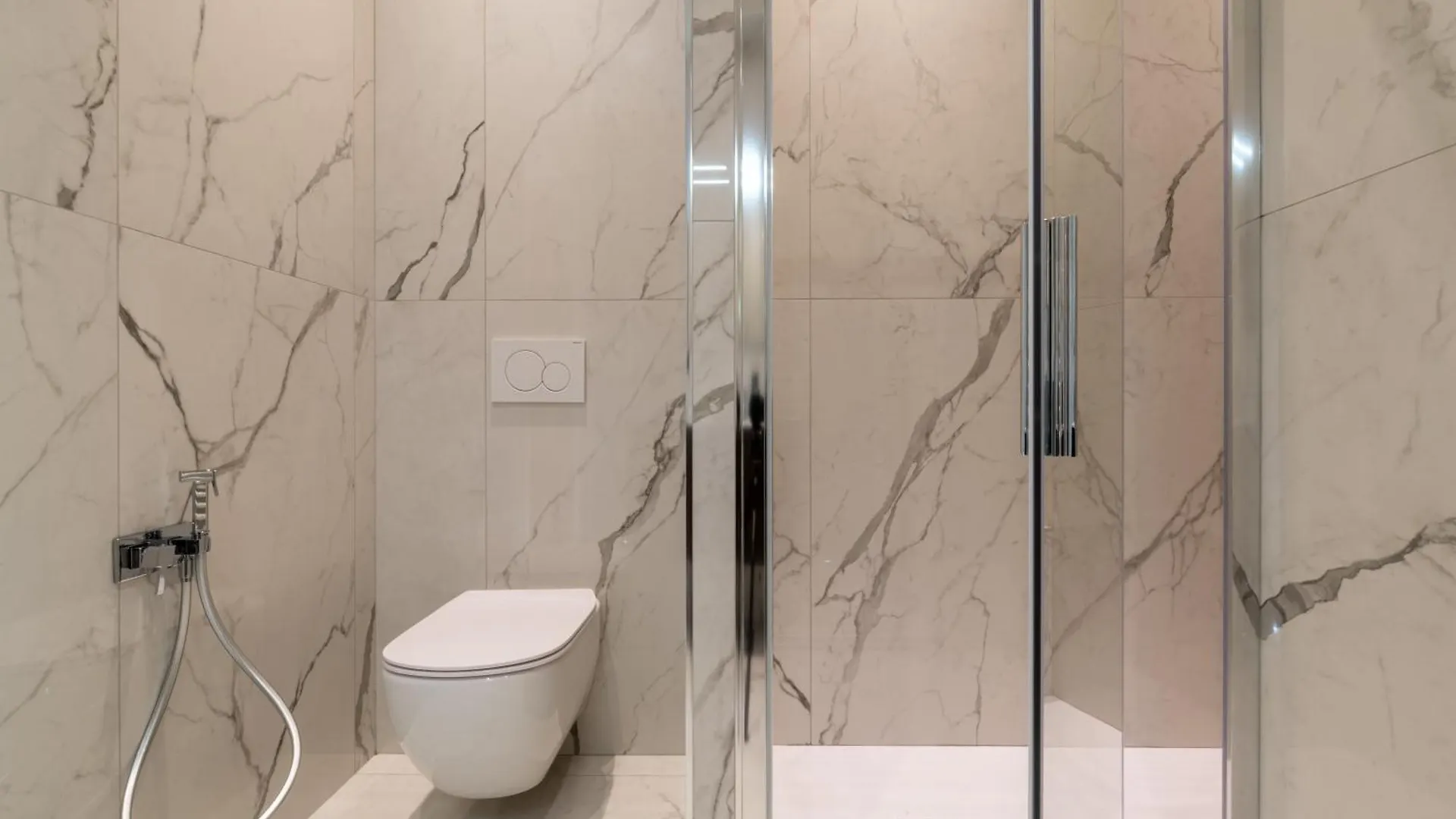Moscova Superior Apartment Milan Italy